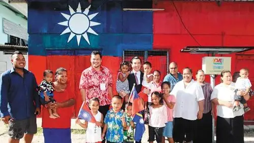 所罗门袒胸战士"刺马" 马英九神色自若