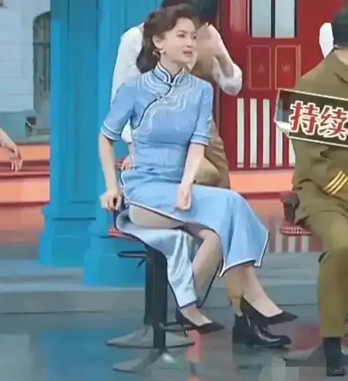 杨颖王牌穿旗袍走光!蔡徐坤国外走秀被认成权志龙?黄景瑜出手了