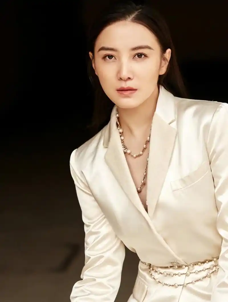 冤冤相报,宋佳43岁竟成笑柄?