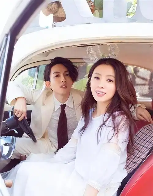 有种"整容"叫邓紫棋分手,前男友林宥嘉没啥变化,她却宛如新生