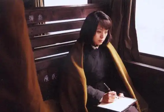 张晗个人资料 关注女演员张晗