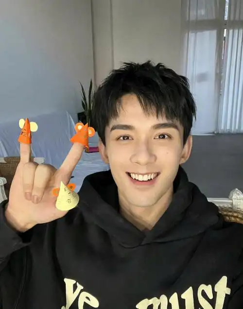 吴磊吴磊太帅了壁纸