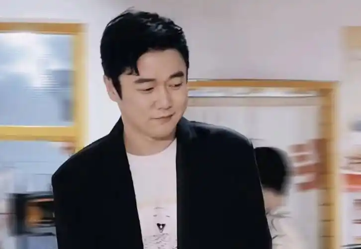 除了张子枫朱媛媛肖央演的姑妈和舅舅也是我的姐姐的灵魂