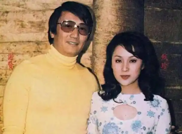 回顾谢贤五角恋情与小49岁女星恋爱如今的他证实刘德华没说错