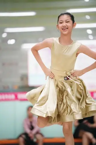 12岁单人三项闯入第5轮进入前78名.