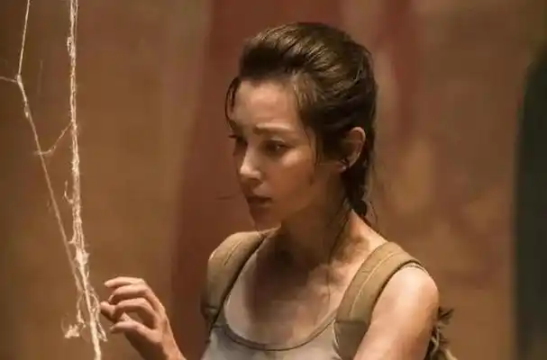 任泉李冰冰不是我们班最漂亮的但她有张绝美照片特吸引导演