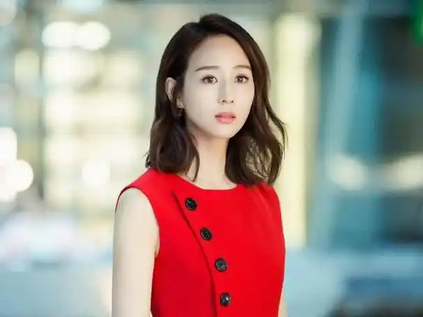 张钧甯一人饰演二个角色,张钧甯在这六部剧中的角色(5)