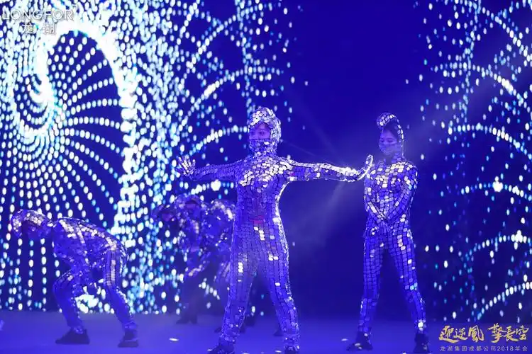 还在为年会节目发愁? 这里有10个创意节目帮到你