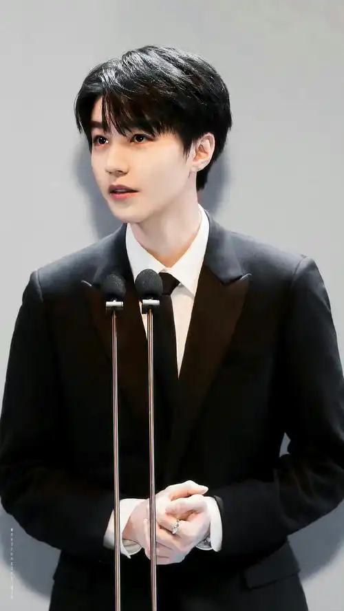 王俊凯任第七届平遥影展特约策展人##tfboys为王俊凯特约策展人打