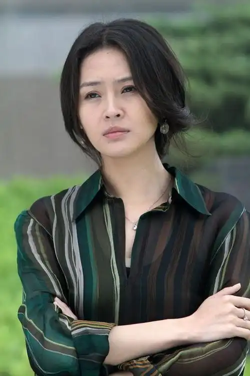 电视剧《门第》于明加剧照