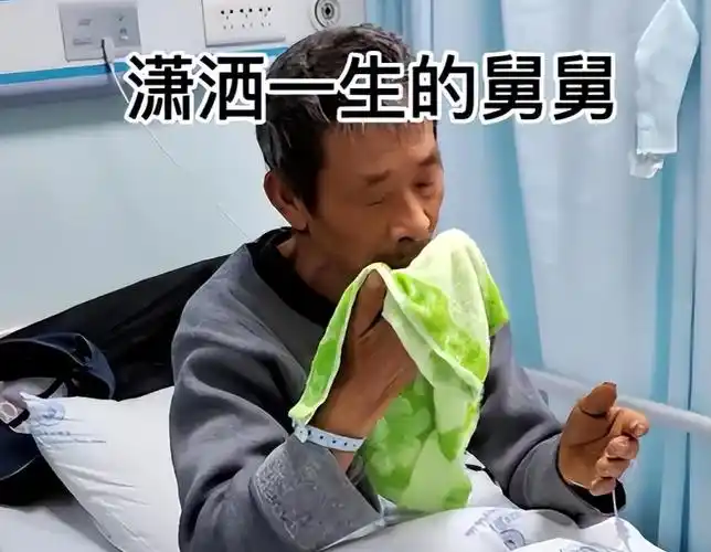 回顾七旬老汉无人养老自制棺材穿寿衣喝农药死去离世前留10个字