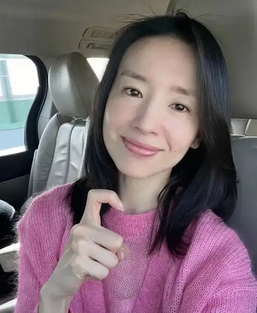 2023女星素颜照大赏:刘亦菲天生丽质,赵丽颖清秀,景甜白皙_腾讯新闻