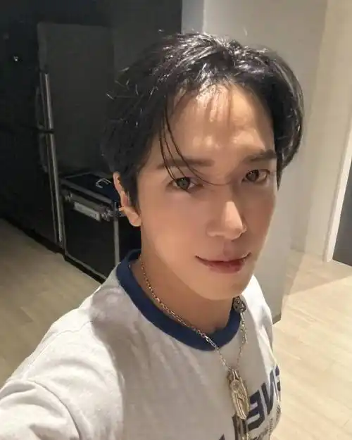 【消息】240812郑容和超话ins 更新一则  【tokyo02 今天也非常火热