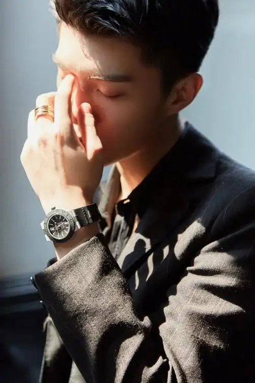 范丞丞清爽短发