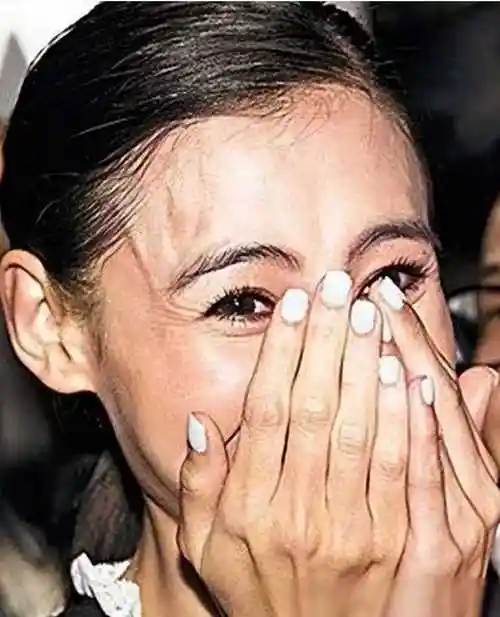 张柏芝产后四个月未露面网友关注女神恢复情况