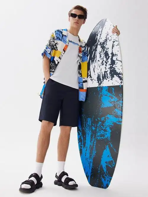 斐乐2021春夏季蓝色印花衬衫