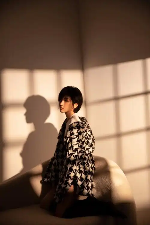 陈小纭短发好看,陈小纭超短发,陈小纭的发型短发陈小纭气质短发写真