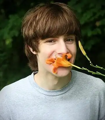 男生头像长发发型 男生头像图片大全 -【爱个性】