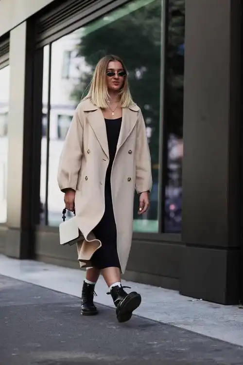 2021春夏伦敦时装周场外街拍