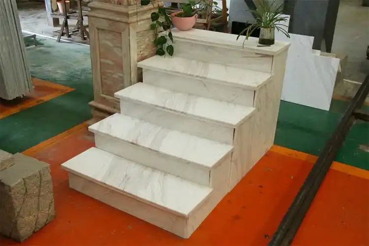 天然大理石楼梯