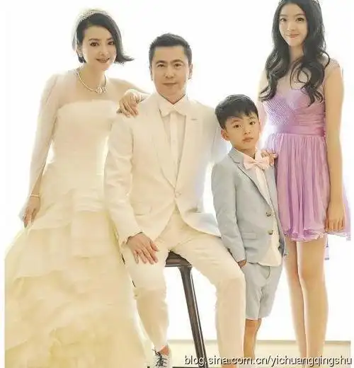 华谊老总王中磊17岁女儿美照曝光大长腿抢眼