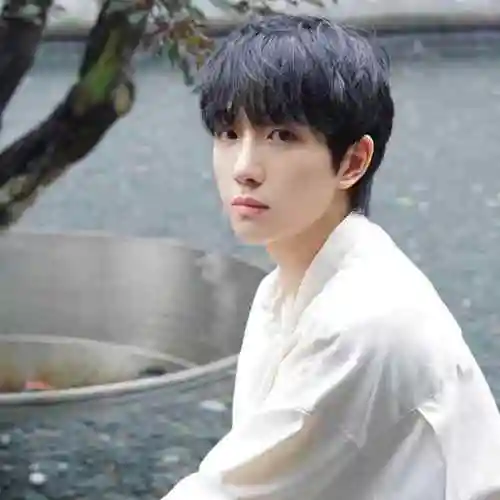 韩版假发男斜刘海短发帅气潮流自然蓬松逼真学生修脸日常全头套式