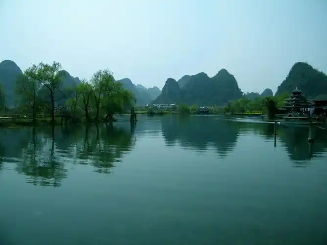 桂林山水之-春到江南