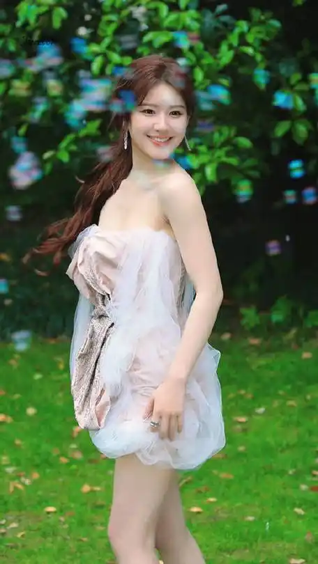 赵露思粉色花束抹胸裙##赵露思抹胸高定