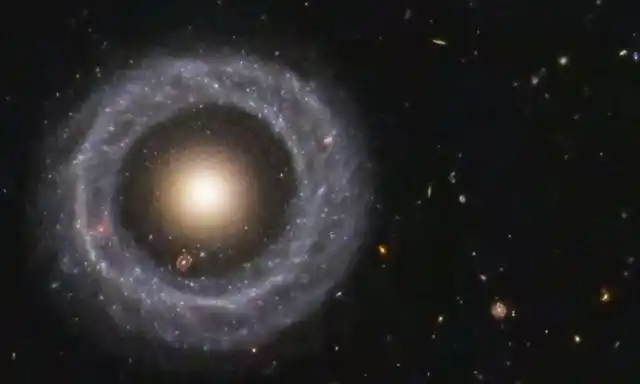 恐怖的鬼脸星系