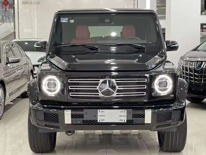 奔驰g500墨版210万展厅现车配置齐全全国可售可上牌