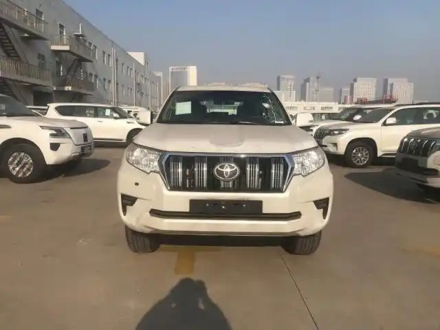 21款霸道2700现车优惠促销 霸气有面子