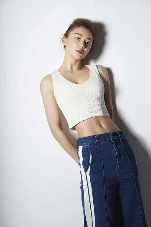 塑造完美马甲线,会变得更自信,健身细节要留意,否则会引发悲剧