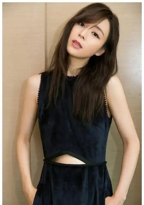 张静初,内娱第一位直播考研上岸的女明星