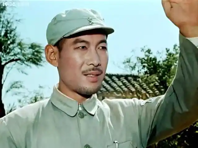 记得电影《东进序曲》吗?著名演员李炎主演,故事曲折,扣人心弦