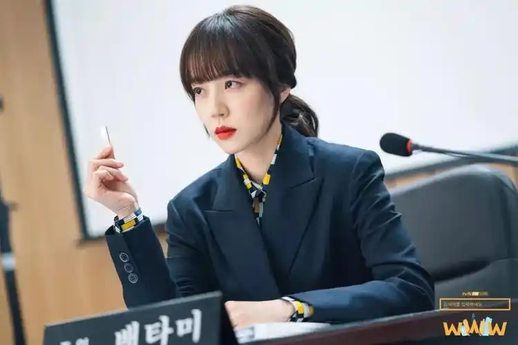 第一集就开车车,真是无敌刺激了!林秀晶的这部剧你看过了吗?