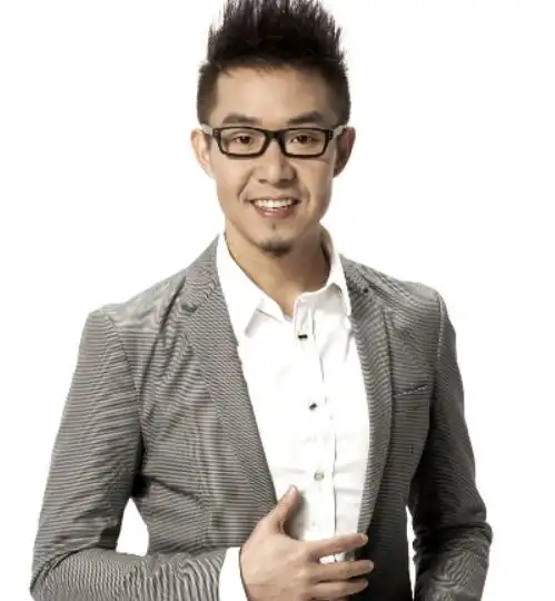 图忘记拥抱孙伯纶倾情演绎动人歌声深受追捧