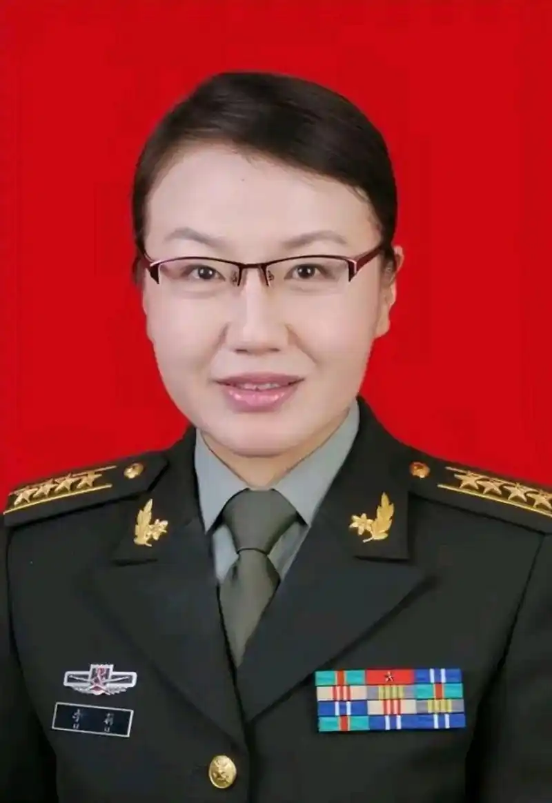 近期,网络上出现了对军事专家李莉的指责.