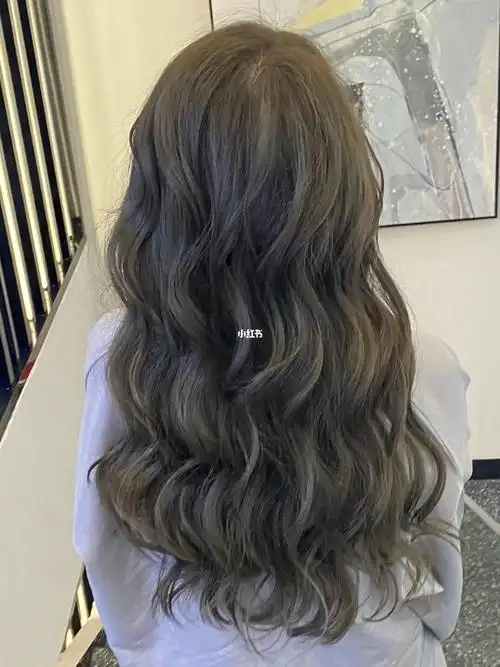 法式烫发木马卷蓬松烫发蛋卷头中长发型