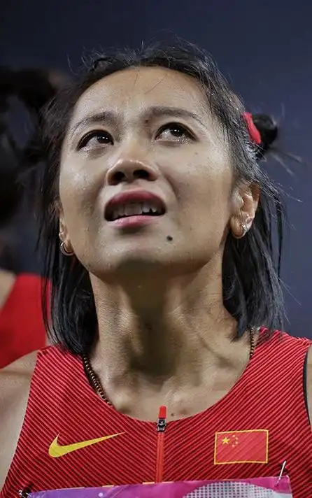 杭州亚运会丨葛曼棋夺得女子百米金牌