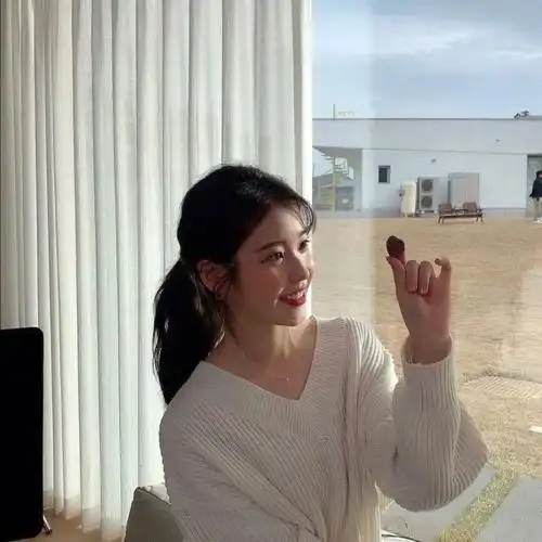 iu李知恩头像壁纸|pinkpink女孩