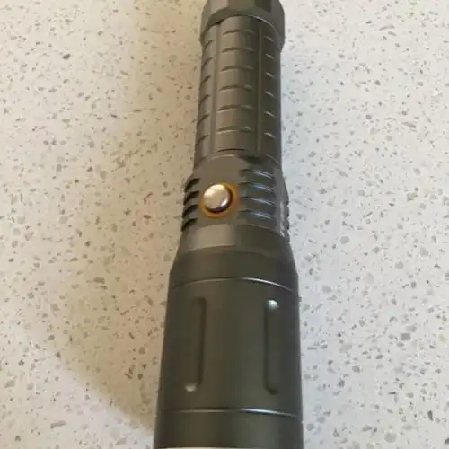 双童26650强光手电筒可充电变焦户外防水t6l2超亮远射家用电筒枪色