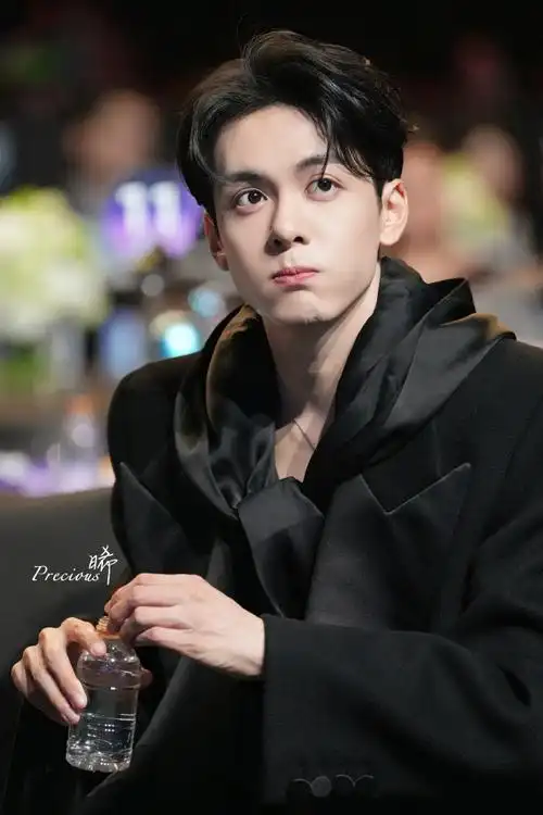 曾舜晞粤语新歌迷失情感迷宫