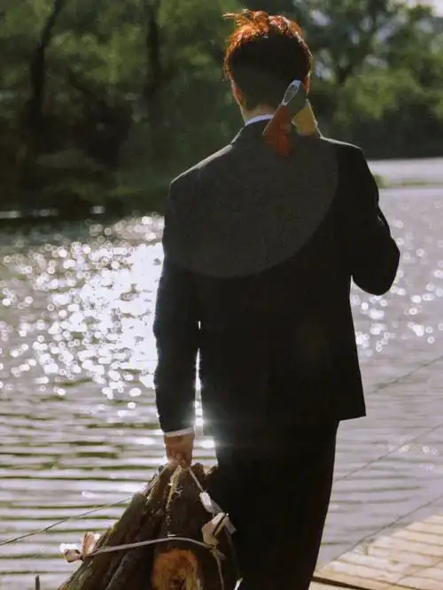 张艺兴之背影系列