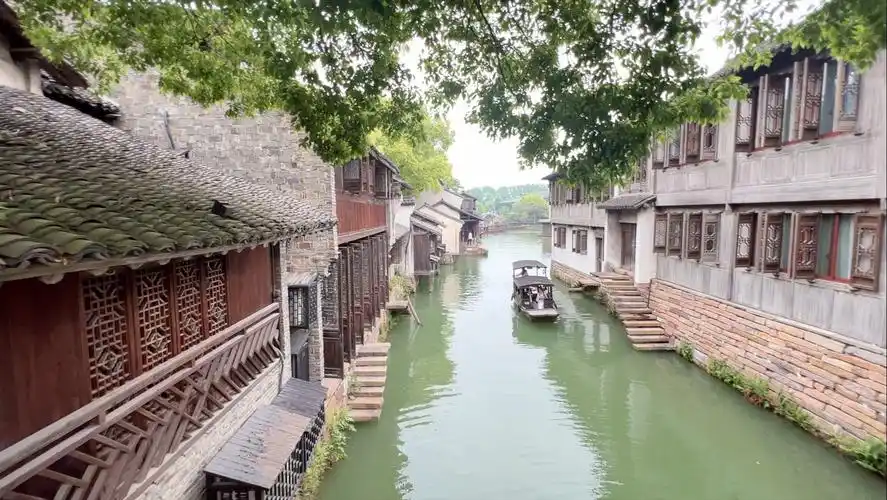 乌镇 - 唯美江南水乡,小桥流水,充满诗意的古镇,水墨画般的梦幻景致