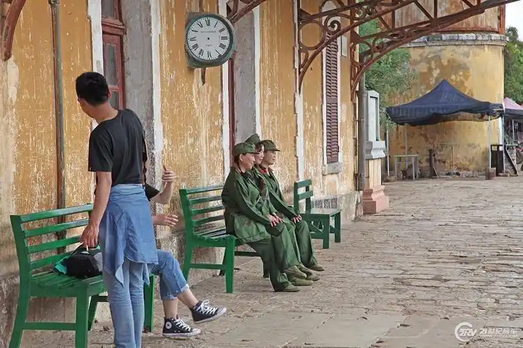 整个碧色寨景区不大,只是因为《芳华》在此取景,让这个小车站开始忙碌