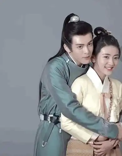 关于曾舜晞梁洁相互喜欢吗的图片及评论