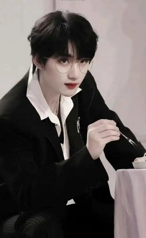 tnt时代少年团丁程鑫