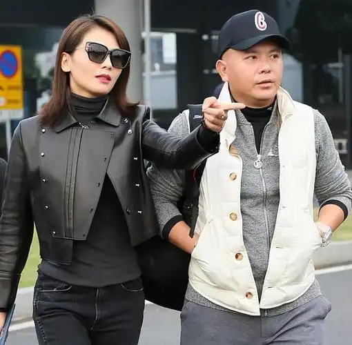 曾与刘涛同居4年的李玮珉,今年过六旬依旧未娶,刘涛坦言很愧疚