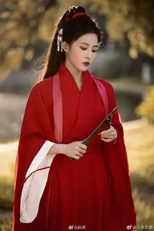 孙芮生日古风写真