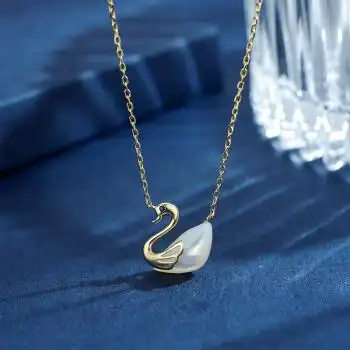 周大福款式s925银轻奢风天鹅项链女白贝吊坠锁骨链生日礼物女 天鹅